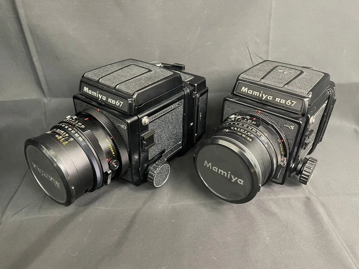 マミヤのRB67 中判フィルムカメラ